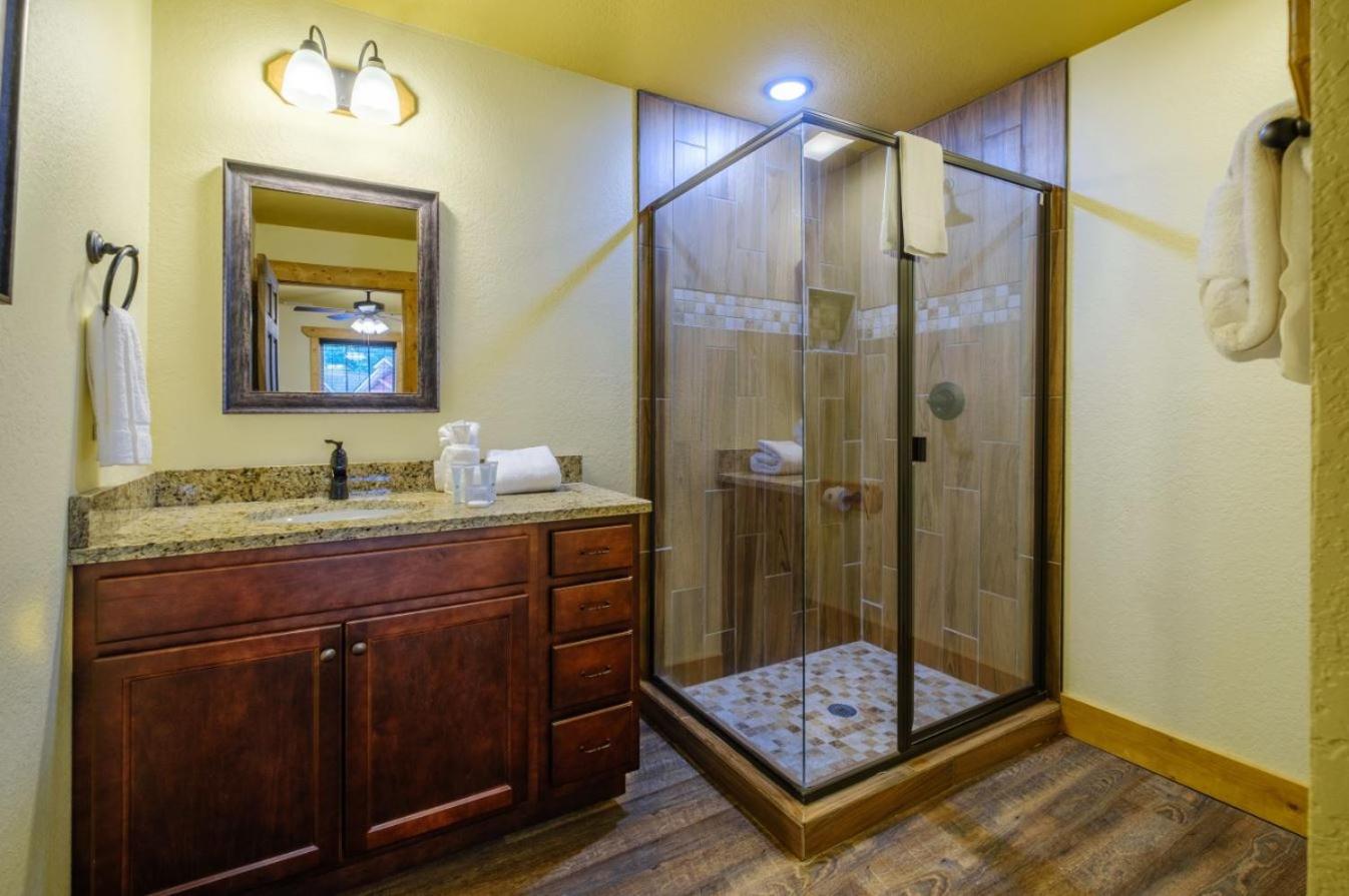 Villa Heaps Of Fun By Eden Crest Gatlinburg Esterno foto