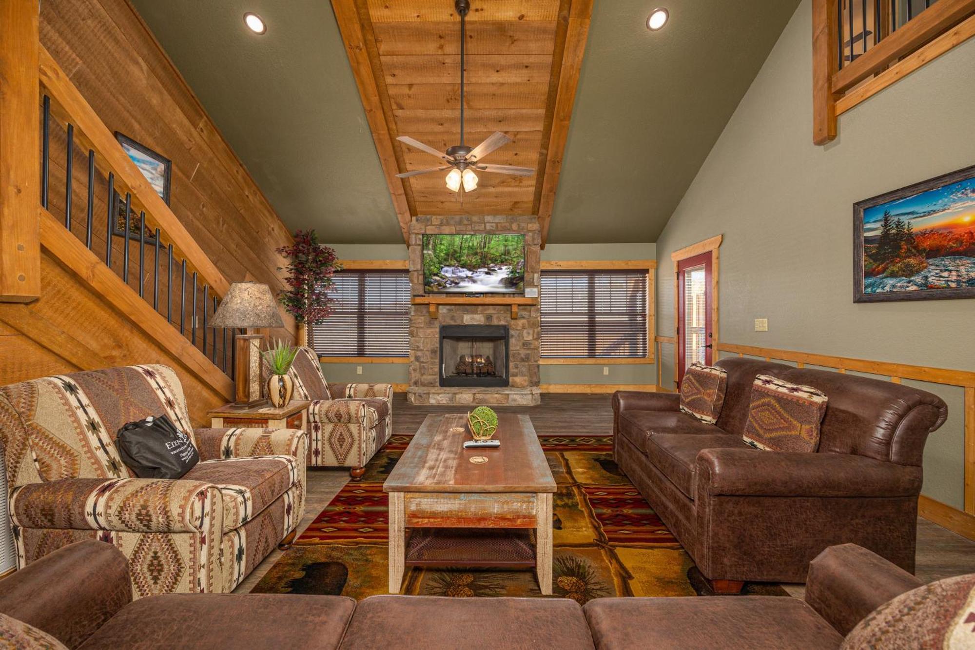 Villa Heaps Of Fun By Eden Crest Gatlinburg Esterno foto